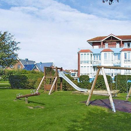 Apartment In Cuxhaven With A Shared Pool Exterior foto